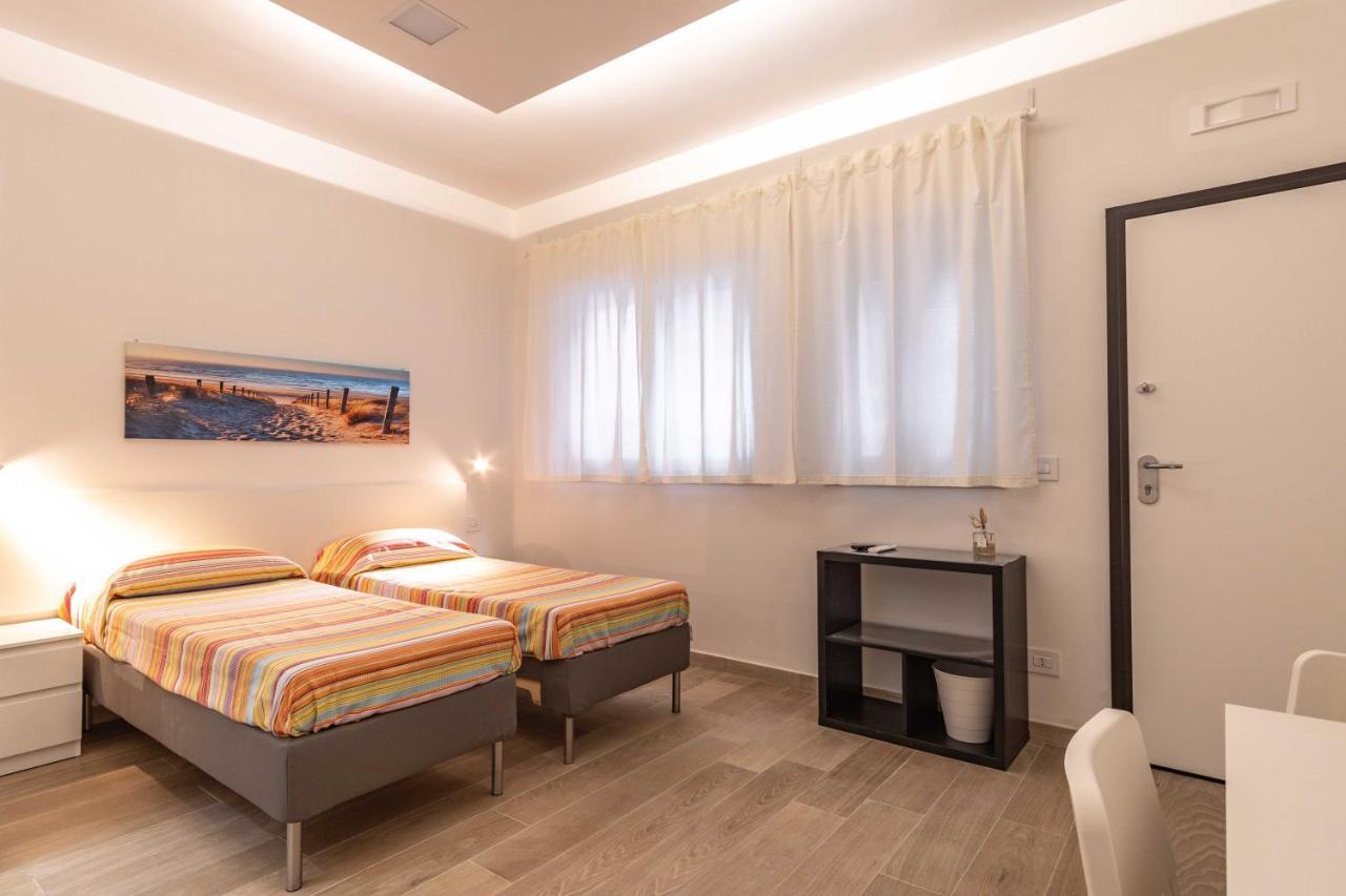 Seven Notes Guest House Бари Экстерьер фото